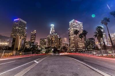  Las mejores 5 empresas de sistemas telefónicos de inteligencia artificial en Los Alcázares