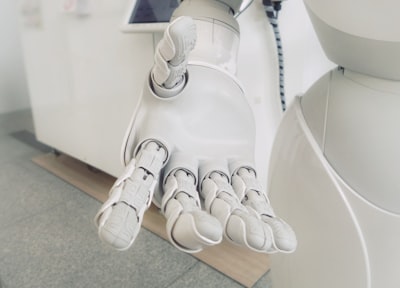  HALO: Optimización de políticas Lyapunov para colaboración humano-robot