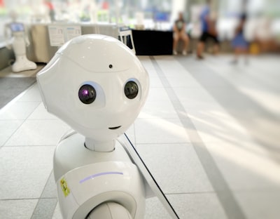 ¿Cómo puede la inteligencia artificial transformar el turismo con bots automatizados n8n?