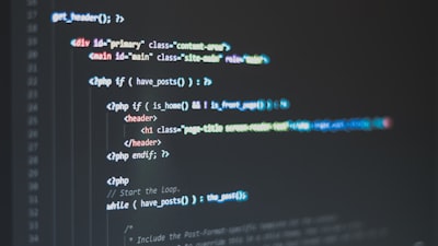 ¿Cómo funcionan los servicios de programación web para la optimización de costos en Madrid?