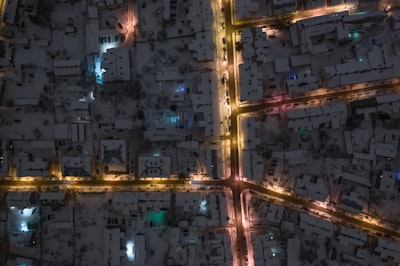 Detección autónoma de cambios semánticos en entornos urbanos utilizando fusión de datos LiDAR multi-sensor y aprendizaje profundo