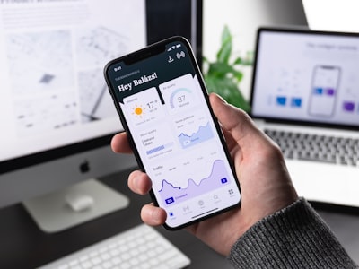  ¿Es una aplicación móvil personalizada para empresas segura para manejar datos sensibles?