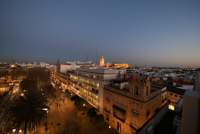 Mejores 100 empresas para trabajador agente en Sevilla