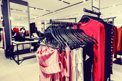 Funciones principales: Elegir las aplicaciones personalizadas adecuadas para presupuestos de ventas al por menor