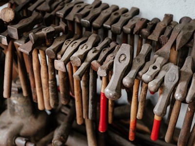 Una implementación de codificación para construir un marco de orquestación de herramientas unificado, desde la documentación hasta las cadenas de trabajo automatizadas