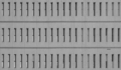 Fabricación a gran escala y caracterización de homojunciones de SAF para dispositivos spintrónicos de alta frecuencia