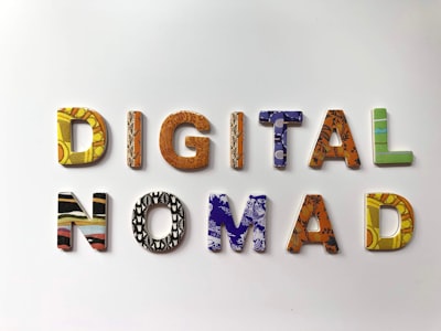 ¿Por qué las empresas necesitan asistencia de IA para la transformación digital en 2025?