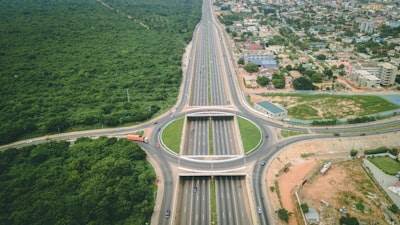 Cómo la IA como Servicio reduce los costos de infraestructura para empresas