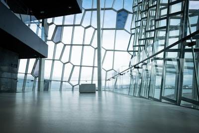 Percepciones de expertos certificados: Mejores prácticas para empresas de software empresarial en Madrid
