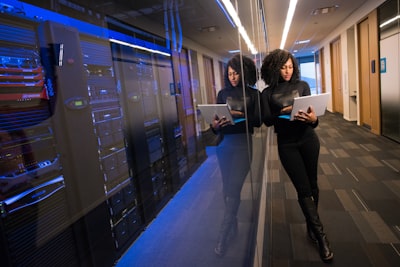 Cómo las empresas pueden integrar exitosamente tecnologías emergentes en sus flujos de trabajo