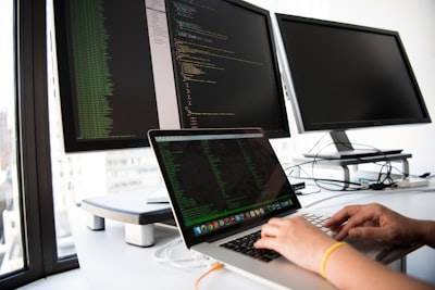 Desglosando los costos y el retorno de inversión de una empresa de desarrollo de software