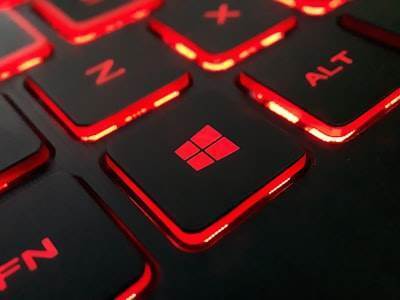 ¿Qué significa la advertencia 'Code Red' de OpenAI para Microsoft?