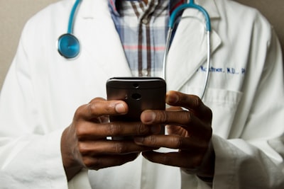 ¿Por qué son servicios de desarrollo móvil esenciales para la industria de la salud?