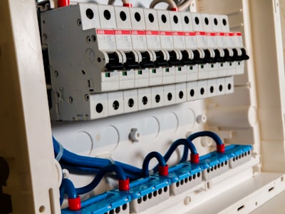 Dominando los sistemas de conmutación automatizados: Mejores prácticas para la eficiencia