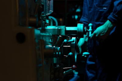 ¿Cuáles son los errores comunes al implementar servicios de automatización de procesos empresariales?