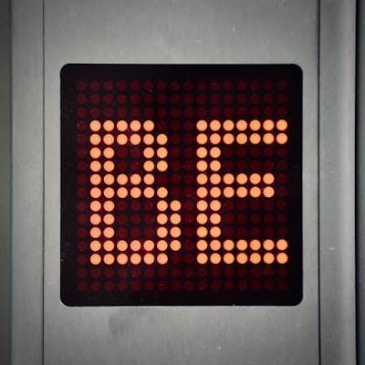 Construye tu máquina de lanzamiento al mercado B2B: Guía de un ingeniero para el marketing basado en cuentas