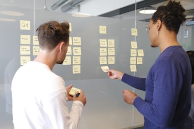  Diagnóstico de fallos en colaboración visual con recursos limitados