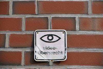 Compartir secretos de forma segura a través de un canal público: El Método de Diffie-Hellman