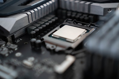  Cómo un i7-13700K defectuoso derribó mi servidor Proxmox