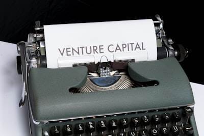 El verdadero stack de startup de inteligencia artificial: $33M en valoraciones, facturas de OpenAI por $1.2K