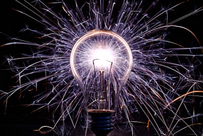 ¿Cuáles son los elementos clave de la innovación tecnológica?