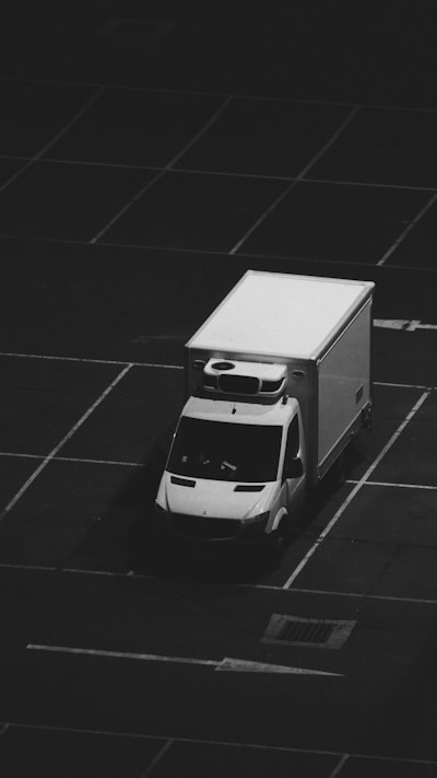 Cómo automatizar el despacho de pedidos y seguimiento en un sistema de software logístico