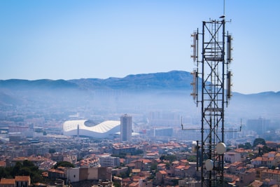 ¿Qué proveedor de telecomunicaciones de Barcelona ofrece las mejores aplicaciones de gestión personalizada seguras en 2024?