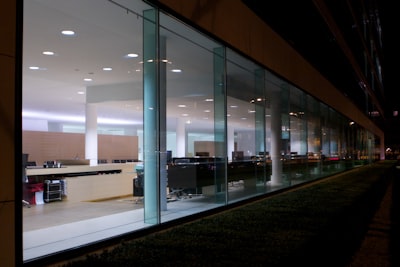 Empresa de reemplazo de aplicación de escritorio de Windows por servicios web en Bilbao
