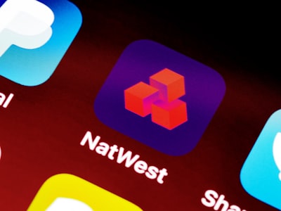 Servicios de desarrollo de aplicaciones React Native personalizadas: Construcción de aplicaciones móviles de alto rendimiento