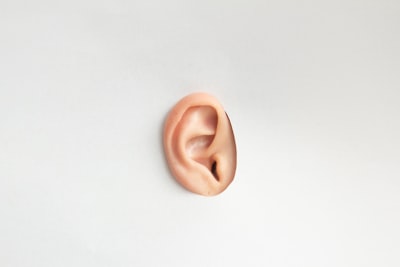 Los nuevos auriculares de Sony son para colocar en el clip