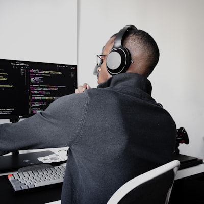 ¿Cuáles son los beneficios de contratar una empresa de programación para empresas?