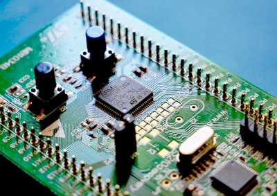 Maestrando las mejores prácticas para panelistas inteligentes autónomos