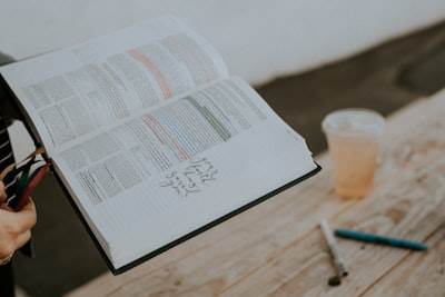 Una Guía Completa para Manejar Valores Faltantes en R: Conceptos, Obstáculos y Imputación Práctica con mice