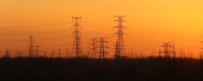 ¿Cuándo deberían las empresas energéticas optar por la integración de la IA en sus operaciones en lugar de modelos tradicionales?