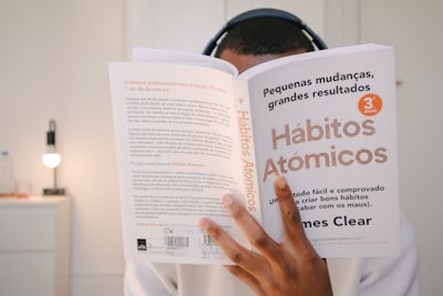  Ataques de fallo diferencial mejorados asistidos por aprendizaje profundo sobre cifrados de flujo ligeros