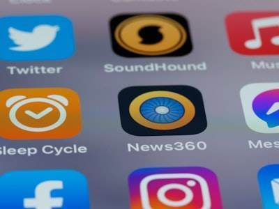Señales de alerta en las redes sociales: por qué es vital hacerles seguimiento