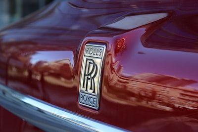 10+ Casos de Uso y Ejemplos de RPA en la Industria Automotriz