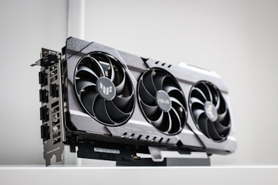  ¿Por qué tu almacenamiento heredado ahoga tu GPU?