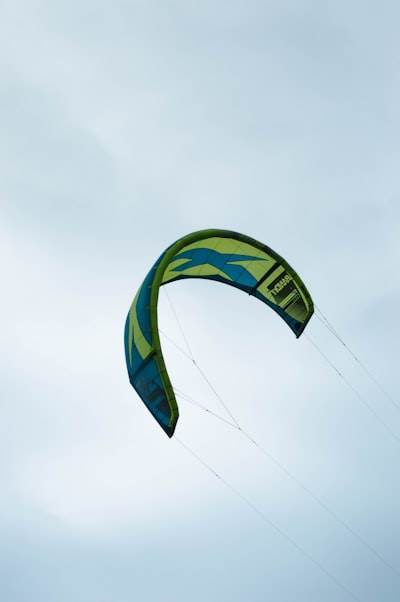 Guía completa para configurar Tailwind CSS en React y Next.js