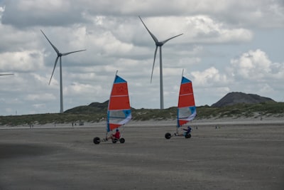 Windsurf expande plan gratuito para seducir a desarrolladores en medio de la competencia de AI IDE