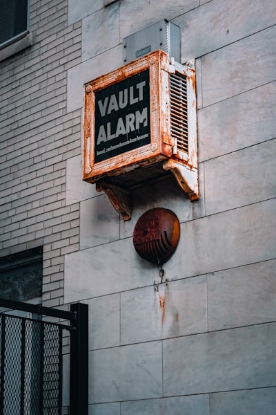 Cómo alojar Vaultwarden en un servidor doméstico