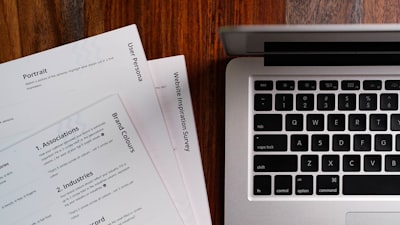  ¿Cómo mejora el feedback de usuarios el procesamiento inteligente de documentos?