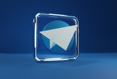 ¿Cuáles son las principales características de los bots de Telegram?