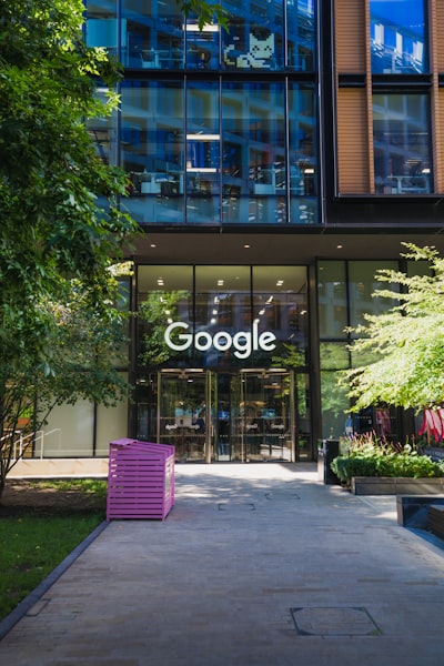Reino Unido obliga a Google a permitir exclusión de búsqueda con IA