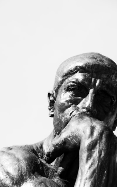 Recompensando la humildad intelectual: aprendiendo cuándo no responder en modelos de lenguaje amplios