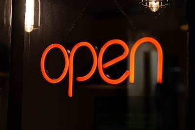 Opencode para el desarrollo agentivo con LLMs locales