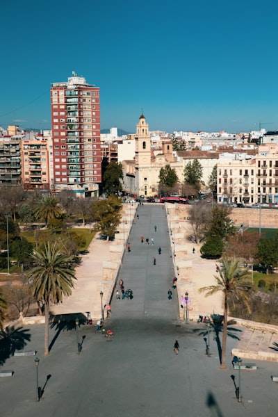 Guía definitiva para encontrar aplicaciones móviles en Valencia