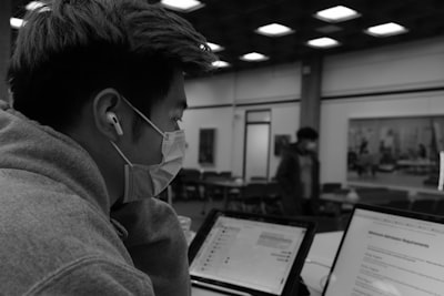 10 mejores cursos de ingeniería de IA para desarrolladores (revisé 50 para que no tengas que hacerlo)