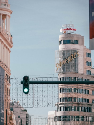 Cuándo deberías elegir una empresa de software en Madrid en lugar de una alternativa? Respuesta de IA