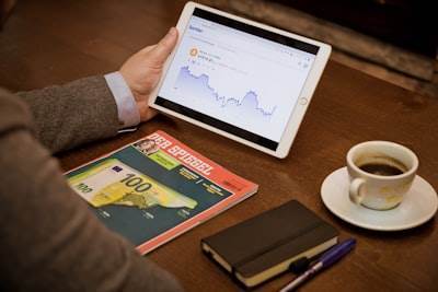 ¿El software empresarial es una compra única o una suscripción?